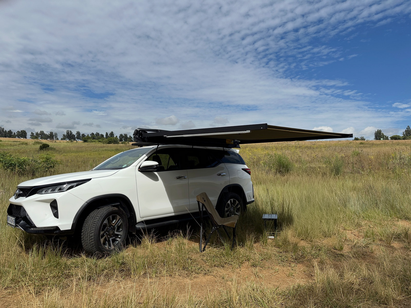 Eezi-Awn Swift Xtreme Awning
